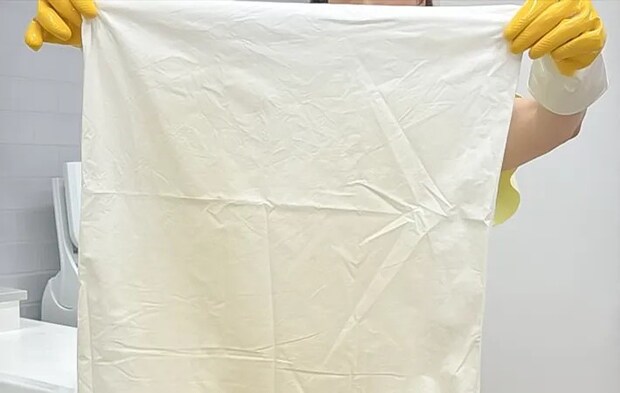 汚れたタオルの写真（撮影：Heulie）