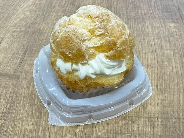 『ヨーグルトシュークリーム』の写真（撮影：grape編集部）