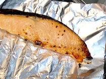 「焼くと魚の皮が網にくっつく…」　魚食普及推進センターに聞いた解決方法は？