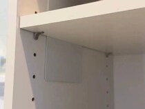 収納上手は『壁』も使う！　ブックエンドの活用法に「収納スペース倍になった」