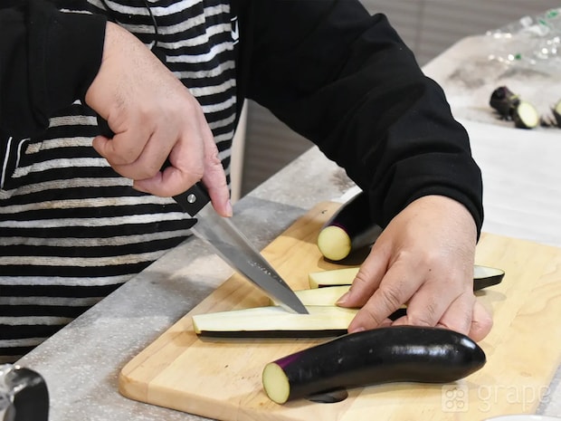 【レシピ】切ったナスにツナ缶とマヨネーズを… 天野ひろゆき「ナスは本当に万能で…」