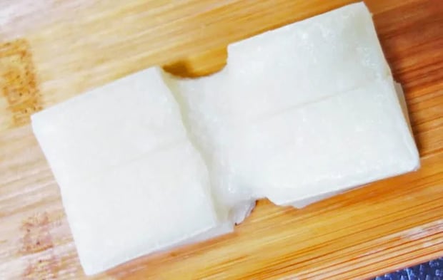 『チョコ＆バナナのもちスイーツ』を作る写真（撮影：エニママ）