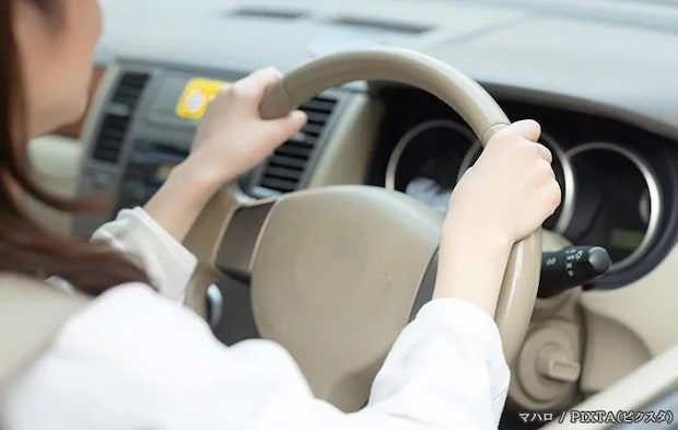 運転する人の写真