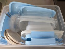 「大量のタッパーがかさばる…」　そんな人こそ知ってほしい！タッパー収納のコツ【専門家直伝】