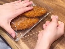 お惣菜のパック、皿にする人見て！　輪ゴムを使えば…「真似したくなる！」