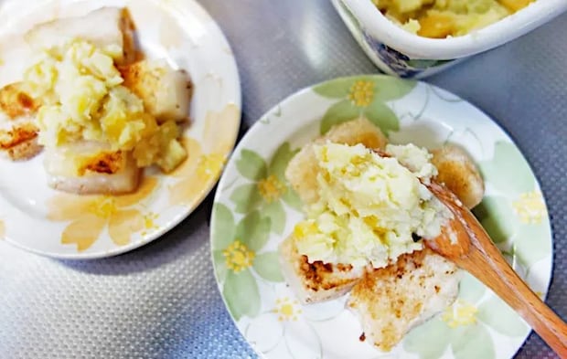 『もちのバターソテー ～栗きんとんdeスイートポテト風～』を作る写真（撮影：エニママ）