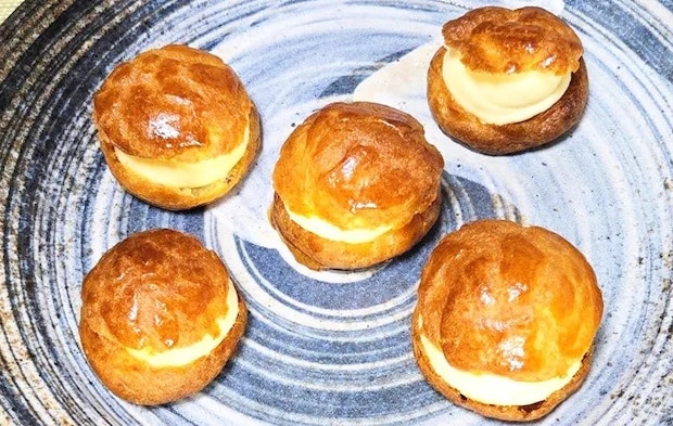 『ホットケーキミックスでシュークリーム』の完成写真（撮影：キジカク）