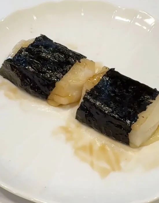 完成した海苔巻きチーズ餅