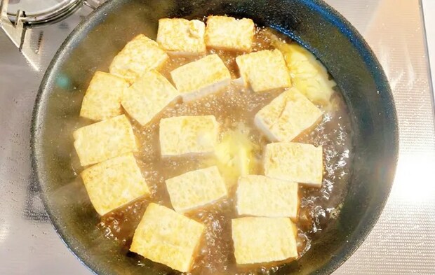 『バタぽん豆腐』を作る写真