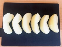 リンゴ・梨が茶色くなるのはもう終わり！　変色防止の『5つのワザ』を比較してみた