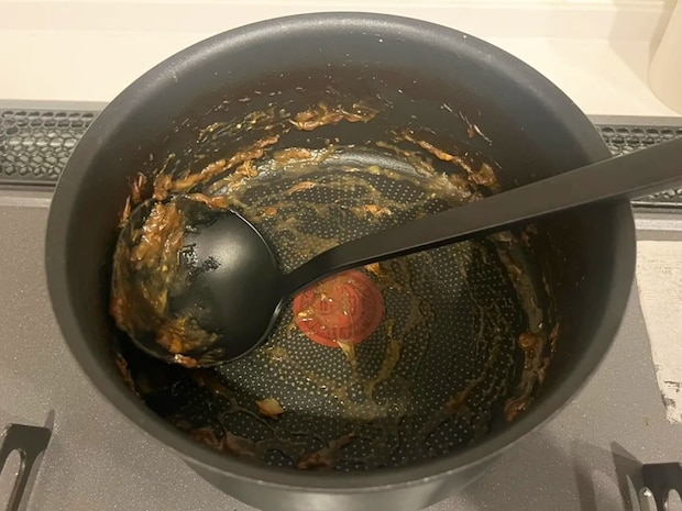 カレー鍋の片付けが苦じゃなくなる！　拍子抜けするほど簡単な裏技やってみた