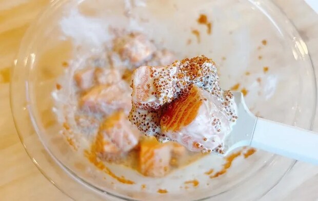 『サーモンサラダ』を作る写真