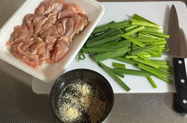 ニラと鶏肉の炒め