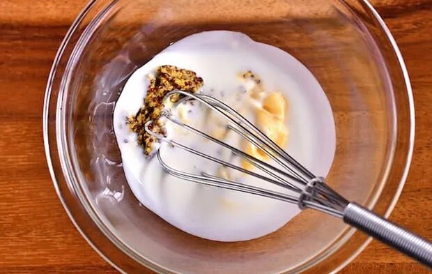 『サツマイモの粒マスタードサラダ』を作る写真