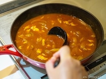 実はこんなメリットがある！　フライパンでカレーを作るのがおすすめの理由とは？