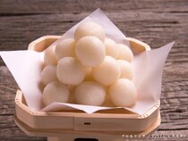 「よく見るけど名前は知らない」　お月見団子をのせる台、お金をのせるトレー…　正式名称は？