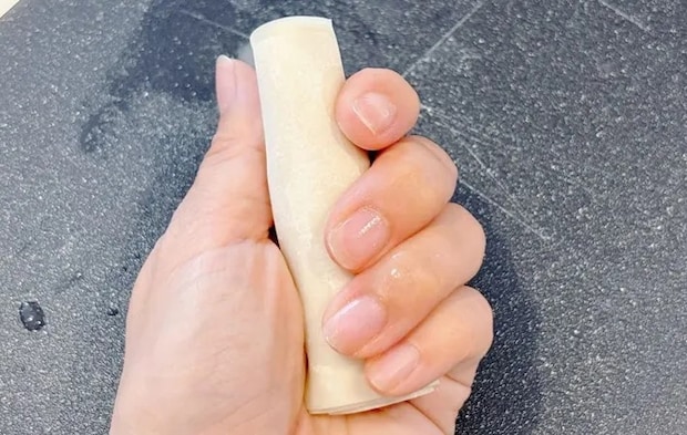 『バリバリウインナー』を作る写真