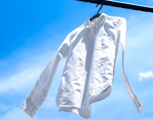 青空と白いワイシャツ