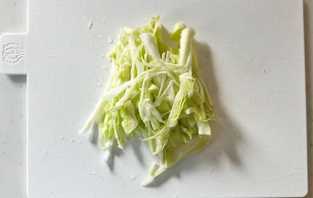 『こんがりチーズトースト 〈お好み焼き風〉』を作る写真