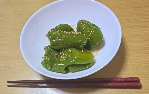 『丸ごとピーマンのさっぱりレンジ蒸し』の完成写真