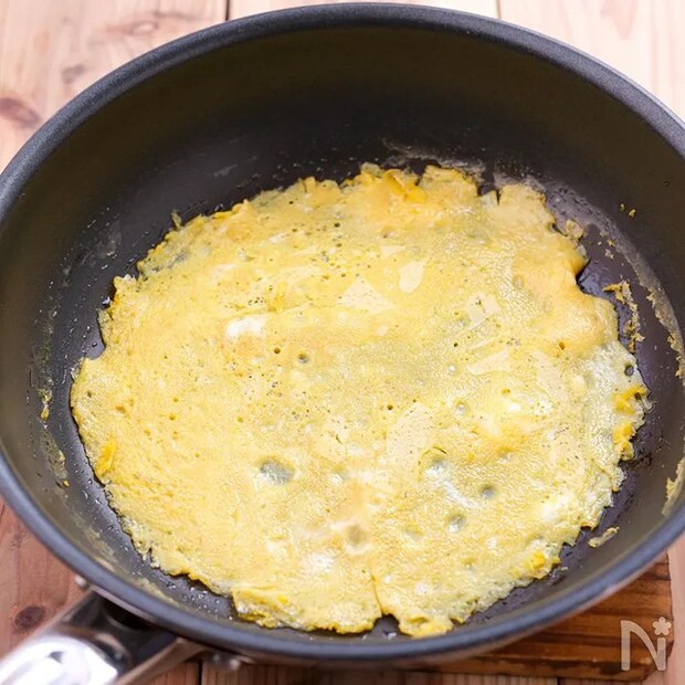 焼いた卵の写真