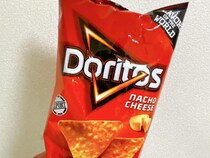 『ドリトス』の袋に具材を入れるだけ！　背徳感あるタコスアレンジを作ってみた