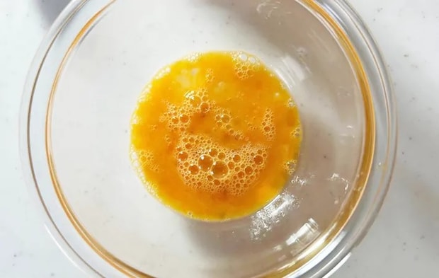 『韓国流トースト』を作る写真