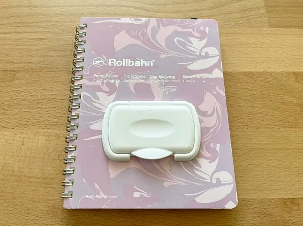 ウェットシートの蓋をつけたノート