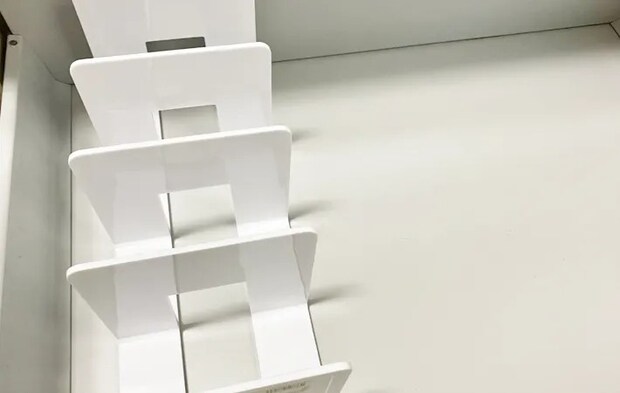 ダイソー『ブックエンド　4つ仕切り』の使用写真