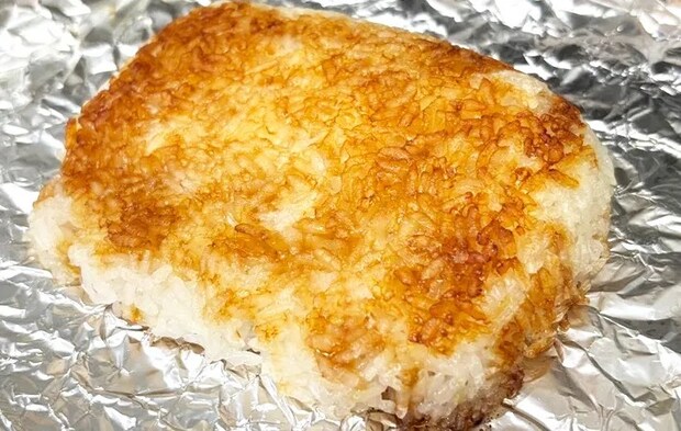 『パックごはん焼きおにぎり』の完成写真