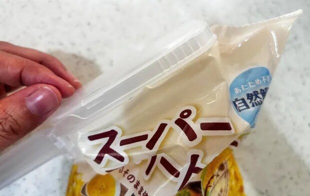 「冷凍食品用袋キャップ（小さめ食材用）」の使用写真