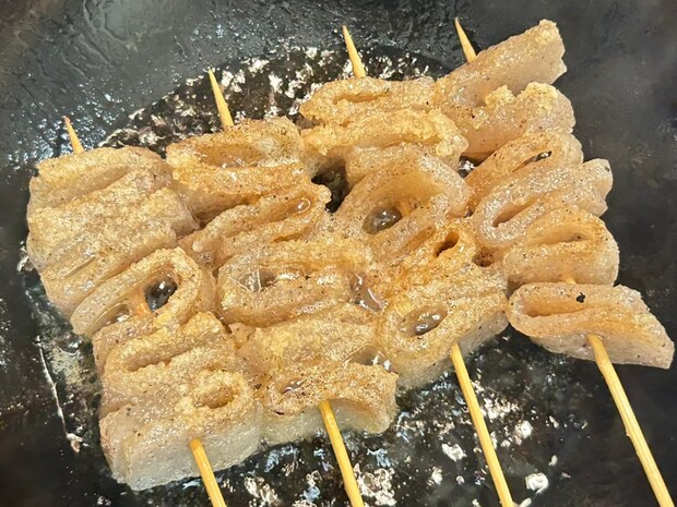 「笑っちゃうほどそっくり」実は『鶏皮串』ではなく…？　正体に驚き