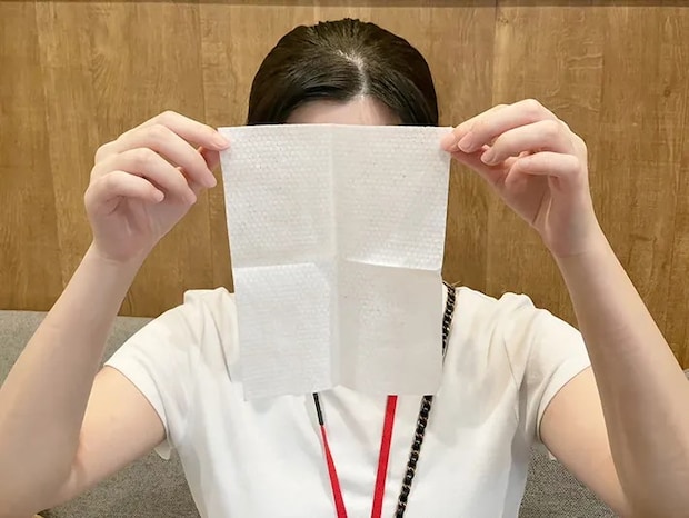 『使い捨て洗顔タオル』の写真（撮影：grape編集部）