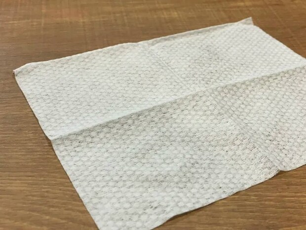 『使い捨て洗顔タオル』の写真（撮影：grape編集部）