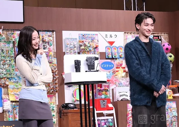 広瀬すずさん（左）と横浜流星さんの写真（撮影：grape芸能編集部）