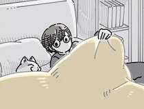 先に寝ていた愛猫　飼い主がそっとベッドに入ると…？「あるある」「めっちゃ分かる」