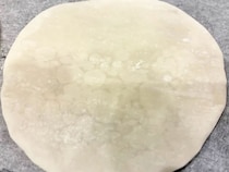 餃子の皮に材料2つをのせて？　できたものに「子供が大喜び」「あっという間になくなった」