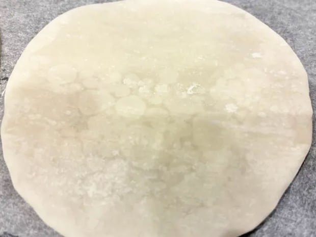 餃子の皮に材料2つをのせて? できたものに「子供が大喜び」「あっという間になくなった」