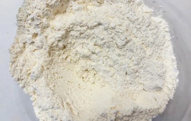 『スーパーカップでスコーン』を作る写真（撮影：エニママ）