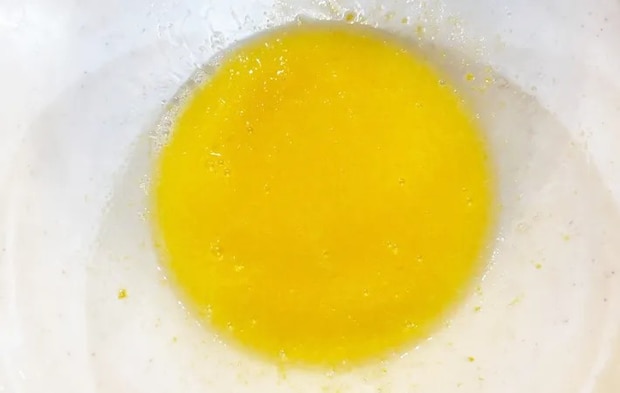 『栗入りパウンドケーキ』を作る写真（撮影：エニママ）