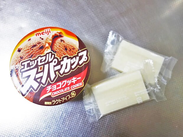 余った餅はこうする！　溶かしたアイスに混ぜて冷やすと…？