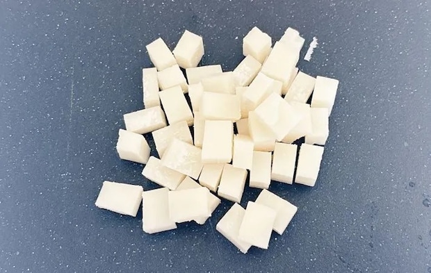 『餅入りパンケーキ』を作る写真（撮影：キジカク）