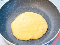 ホットケーキミックスに混ぜてみて！　モチモチにするコツに「弾力すごい」「腹持ちよし」