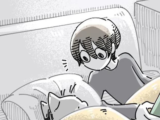 ベッドでうなり続ける猫　顔をよく見てみると…？「これはダメ」