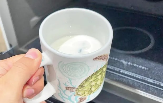 『プッチンプリンホットドリンク』を作る写真（撮影：キジカク）