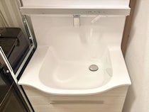 「もうコップは使いません」　歯ブラシの『新しい置き場所』に「衛生的」「頭いい」【収納テク4選】