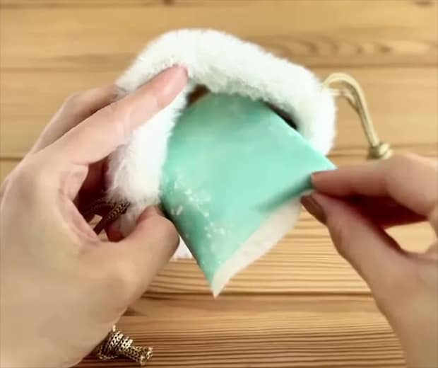 ゴミ用のポーチの動画スクリーンショット