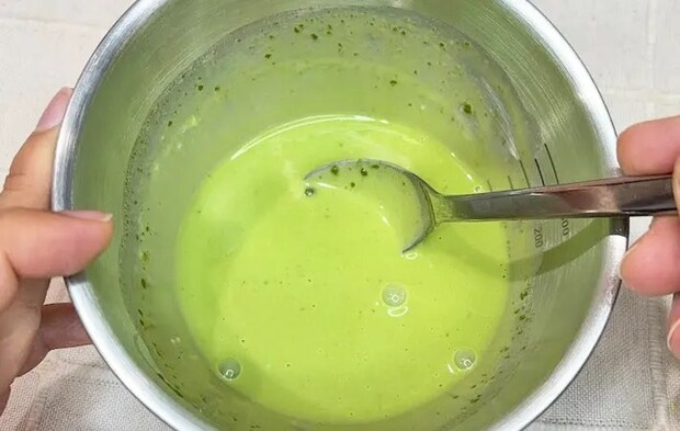 『抹茶ミルク生チョコ』を作る写真（撮影：キジカク）