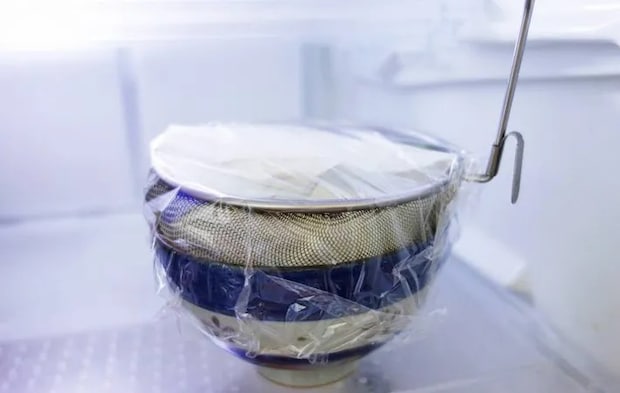 『水切りヨーグルト生チョコ』を作る写真（撮影：エニママ）