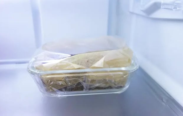 『水切りヨーグルト生チョコ』を作る写真（撮影：エニママ）